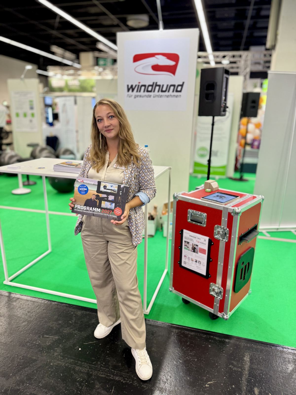 Windhund-Stand mit imprinted Kamera auf der Zukunft Personal Europe in Köln